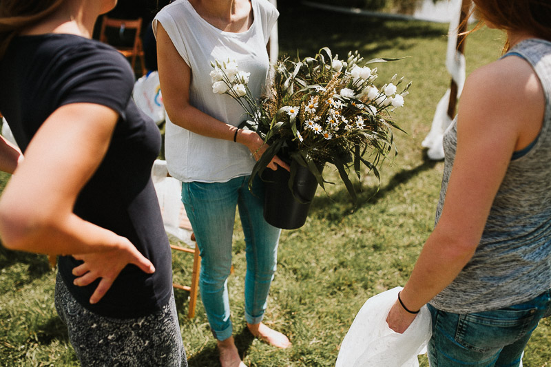 freie Trauung am See DIY Vintage Hochzeit in Kiel Blumen